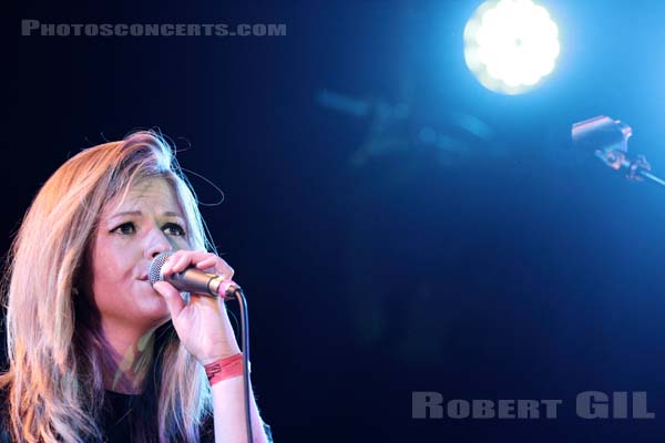 STILL CORNERS - 2012-03-26 - PARIS - Divan du Monde - 